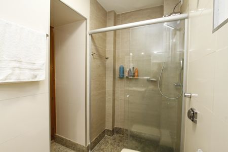 Apartamento à venda com 160m², 4 quartos e 2 vagasBanheiro da Suíte