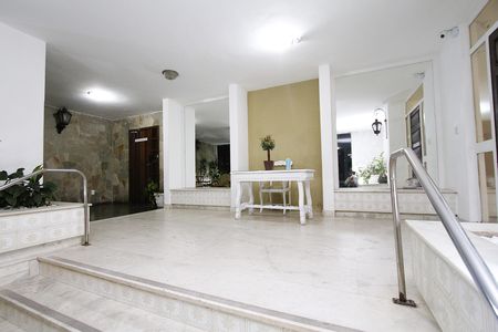 Apartamento à venda com 160m², 4 quartos e 2 vagasHall de entrada