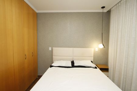 Apartamento à venda com 160m², 4 quartos e 2 vagasQuarto 2