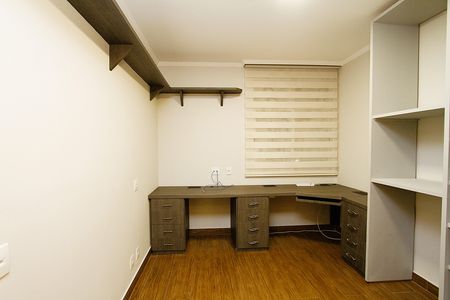 Apartamento à venda com 160m², 4 quartos e 2 vagasQuarto 3