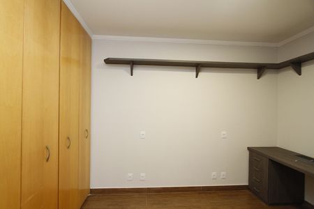 Apartamento à venda com 160m², 4 quartos e 2 vagasQuarto 3