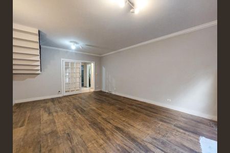 Casa para alugar com 200m², 4 quartos e 2 vagasSala