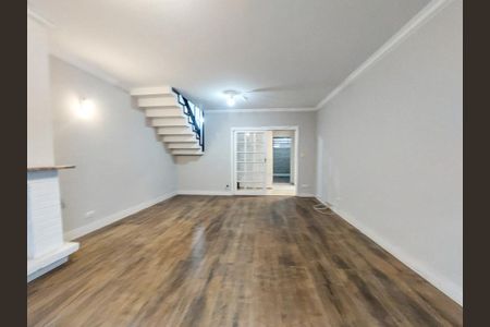 Casa para alugar com 200m², 4 quartos e 2 vagasSala