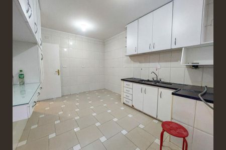 Casa para alugar com 200m², 4 quartos e 2 vagasCozinha