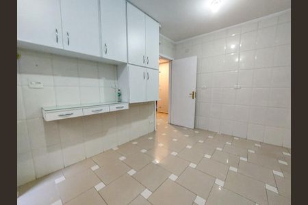 Casa para alugar com 200m², 4 quartos e 2 vagasCozinha