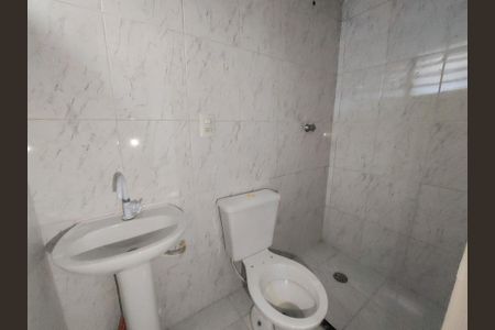 Casa para alugar com 200m², 4 quartos e 2 vagasBanheiro de serviço