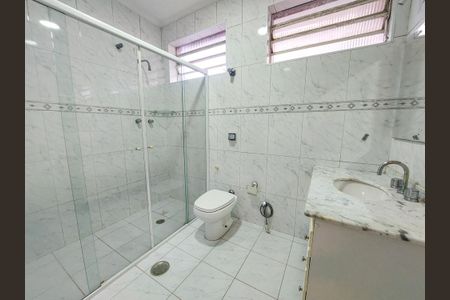 Casa para alugar com 200m², 4 quartos e 2 vagasBanheiro