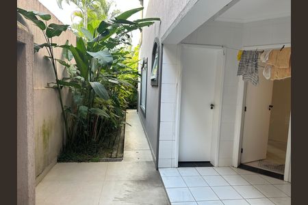 Área externa - Lavanderia de casa de condomínio à venda com 4 quartos, 411m² em Residencial 18 do Forte, Santana de Parnaíba