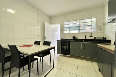 Casa à venda com 110m², 2 quartos e 1 vagaCozinha