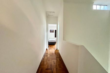 Casa à venda com 110m², 2 quartos e 1 vagaCorredor