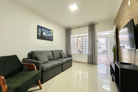 Sala de casa à venda com 2 quartos, 110m² em Vila Mascote, São Paulo