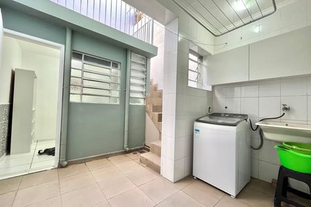 Casa à venda com 110m², 2 quartos e 1 vagaÁrea de Serviço