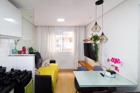 Sala de apartamento à venda com 2 quartos, 33m² em Vila Ivone, São Paulo