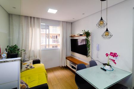 Sala de apartamento à venda com 2 quartos, 33m² em Vila Ivone, São Paulo