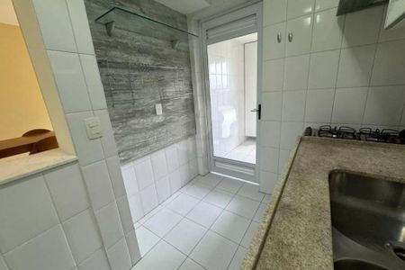 Apartamento à venda com 98m², 2 quartos e 3 vagas