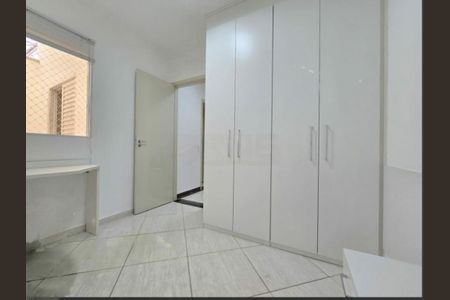 Casa à venda com 100m², 3 quartos e 2 vagas