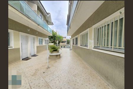 Casa à venda com 100m², 3 quartos e 2 vagas