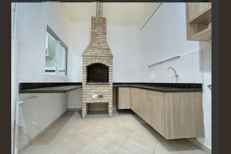Casa à venda com 100m², 3 quartos e 2 vagas