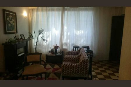 Casa à venda com 3 quartos, 165m² em Indianópolis, São Paulo