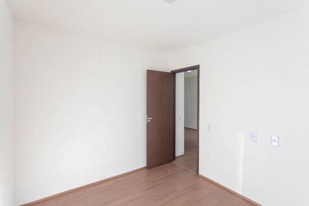 Quarto 2 de apartamento para alugar com 2 quartos, 45m² em Jardim Alvorada, Contagem