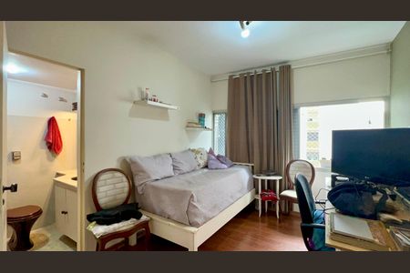 Apartamento à venda com 160m², 3 quartos e 1 vaga Apartamento à venda com 160m², 3 quartos e 1 vagaSuíte 1