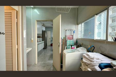 Apartamento à venda com 160m², 3 quartos e 1 vaga Apartamento à venda com 160m², 3 quartos e 1 vagaÁrea de Serviço