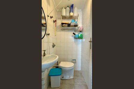 Apartamento à venda com 160m², 3 quartos e 1 vaga Apartamento à venda com 160m², 3 quartos e 1 vagaBanheiro de serviço