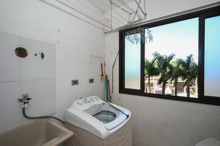 Apartamento para alugar com 87m², 2 quartos e 1 vagaÁrea de Serviço 