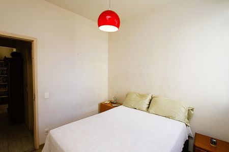 Apartamento à venda com 130m², 4 quartos e 2 vagasQuarto 2
