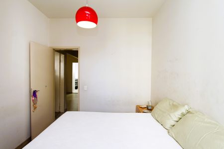 Apartamento à venda com 130m², 4 quartos e 2 vagasQuarto 2