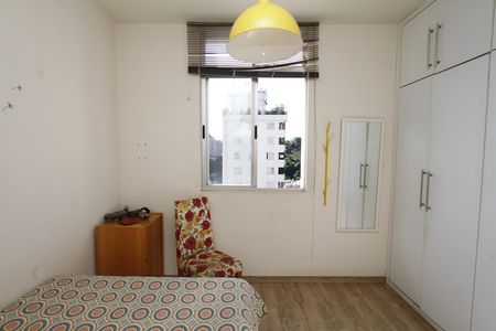 Apartamento à venda com 130m², 4 quartos e 2 vagasQuarto 4