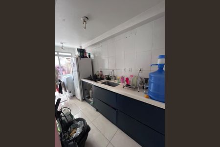 Cozinha de apartamento à venda com 2 quartos, 60m² em Santos Dumont, São Leopoldo