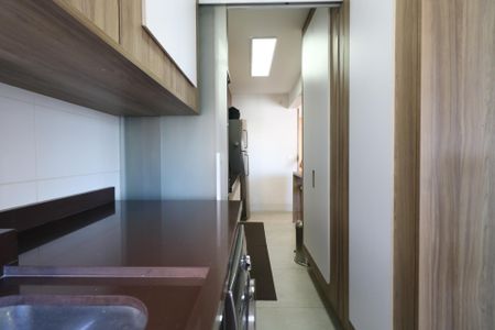 Apartamento à venda com 77m², 2 quartos e 2 vagas Apartamento à venda com 77m², 2 quartos e 2 vagasÁrea de Serviço