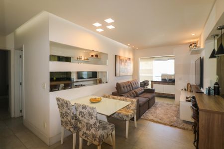 Apartamento à venda com 77m², 2 quartos e 2 vagas Apartamento à venda com 77m², 2 quartos e 2 vagasSala
