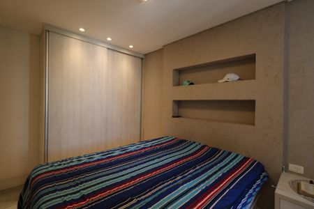Apartamento à venda com 77m², 2 quartos e 2 vagas Apartamento à venda com 77m², 2 quartos e 2 vagasSuíte 2