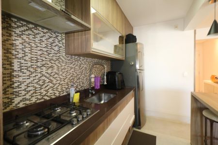 Apartamento à venda com 77m², 2 quartos e 2 vagas Apartamento à venda com 77m², 2 quartos e 2 vagasCozinha