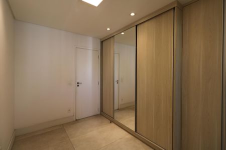 Apartamento à venda com 77m², 2 quartos e 2 vagas Apartamento à venda com 77m², 2 quartos e 2 vagasSuíte 1