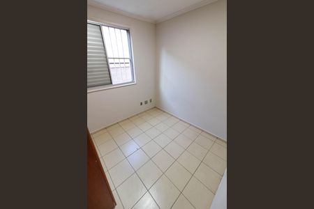 Apartamento para alugar com 92m², 4 quartos e 1 vagaQUARTO  2