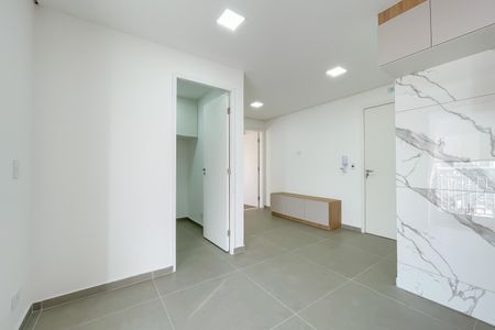Sala de apartamento à venda com 2 quartos, 45m² em Vila Yolanda, Osasco