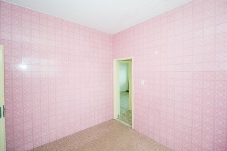 Casa para alugar com 62m², 2 quartos e 4 vagas Casa para alugar com 62m², 2 quartos e 4 vagasCozinha e Área de Serviço