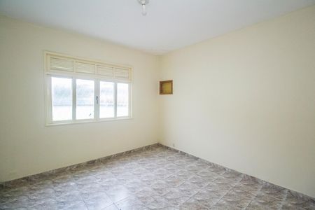 Quarto 2 de casa para alugar com 2 quartos, 62m² em Marechal Hermes, Rio de Janeiro