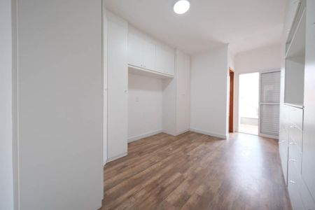 Casa à venda com 168m², 3 quartos e 2 vagasSuíte 3