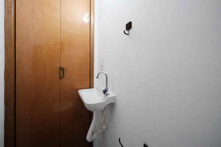 Casa à venda com 168m², 3 quartos e 2 vagasLavabo