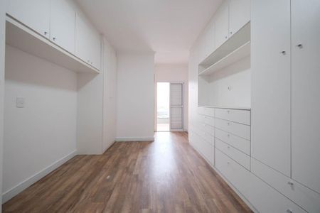 Casa à venda com 168m², 3 quartos e 2 vagasSuíte 3
