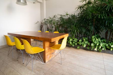 Apartamento para alugar com 70m², 2 quartos e 1 vagaChurrasqueira