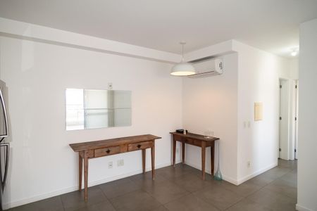 Apartamento para alugar com 70m², 2 quartos e 1 vagaSala / Cozinha