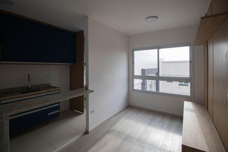 Sala  de apartamento para alugar com 2 quartos, 45m² em Vila Mazzei, São Paulo
