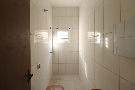 Casa para alugar com 41m², 2 quartos e sem vagaBanheiro