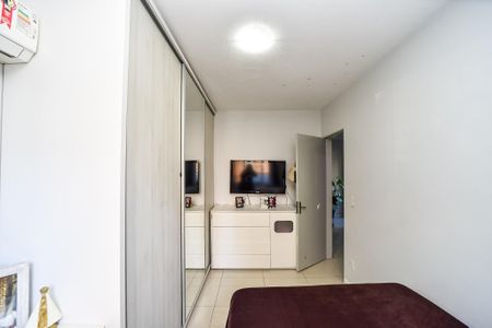 Apartamento à venda com 56m², 2 quartos e 1 vaga Apartamento à venda com 56m², 2 quartos e 1 vagaQuarto 2