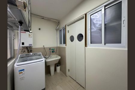 Apartamento à venda com 98m², 2 quartos e 1 vaga Apartamento à venda com 98m², 2 quartos e 1 vagaÁrea de serviço